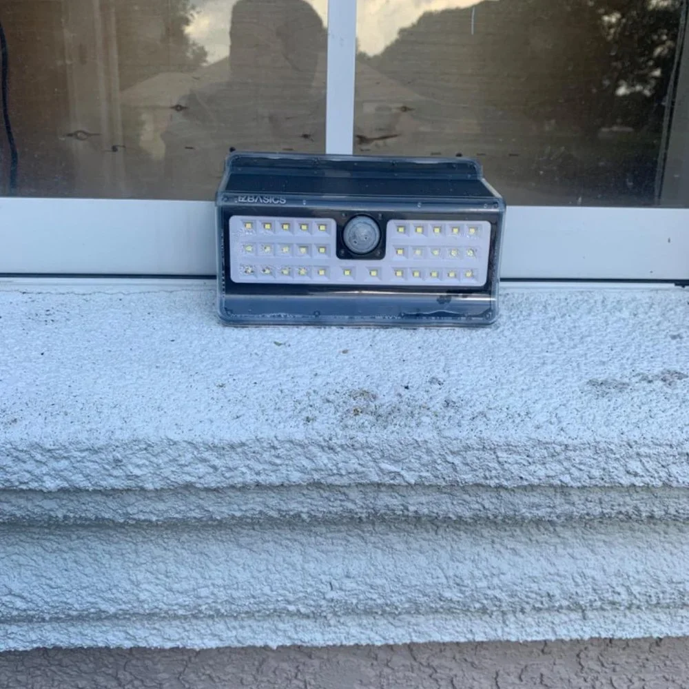 Solar Outdoor Light, Super Bright Motion Sensor Outdoor Light Solar Powered